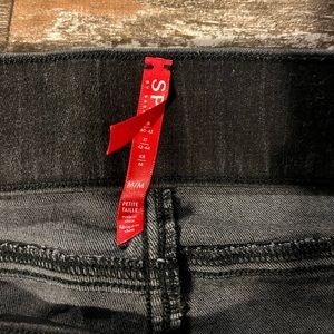 Womens Medium Petite Spanx pull on jeans